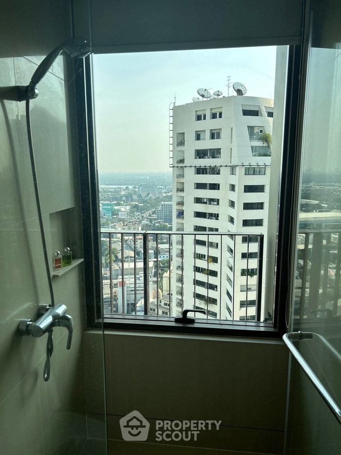 รูป คอนโด 2 ห้องนอน 104 ตร.ม. ชั้น 30 ที่ The Emporio Place ใกล้ BTS พร้อมพงษ์ (ID 1177244) - รูปที่ 12/25