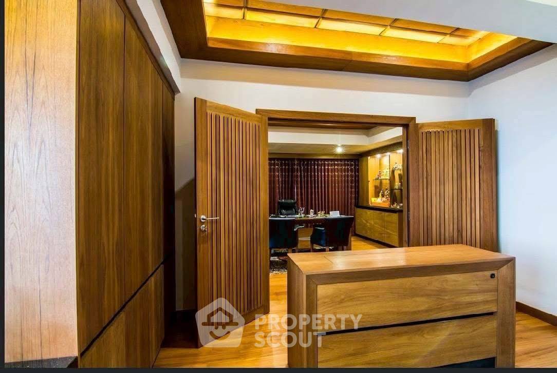 รูป ขายคอนโด 2 ห้องนอน Nirvana Place จอมเทียน ชั้น 7 ขนาด 199 ตร.ม. (ID 3084386) - รูปที่ 23/39