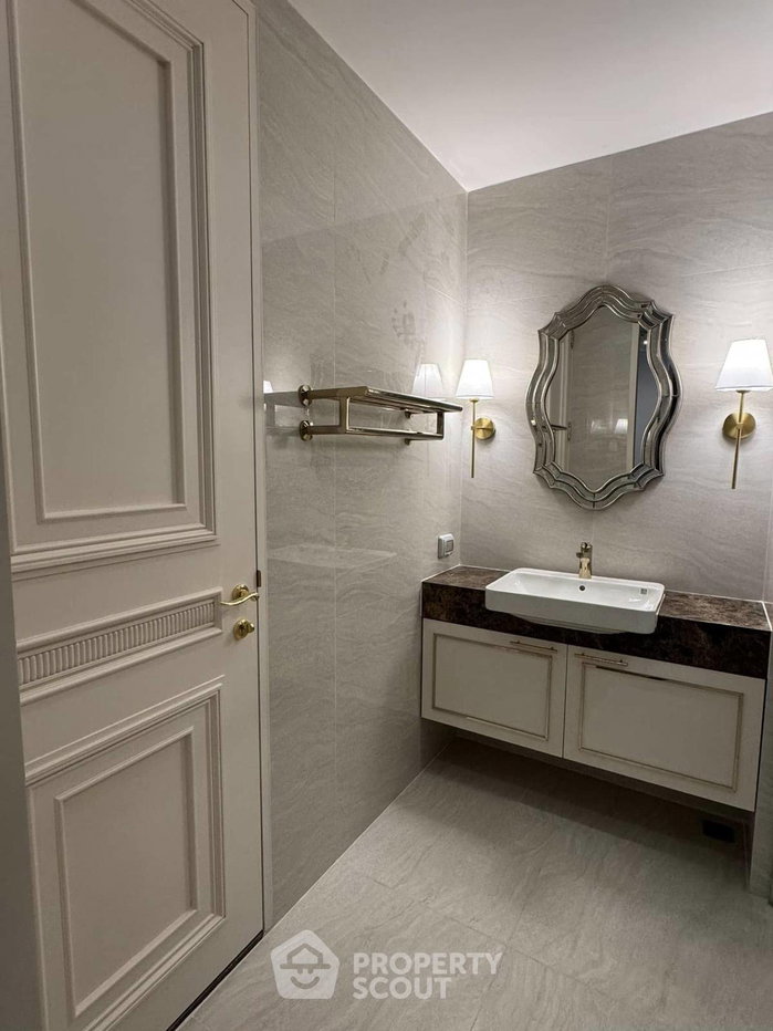picture High-Floor 1-BR 34 Sqm Noble State 39 near BTS Phrom Phong (ID 3084169) - 4/6