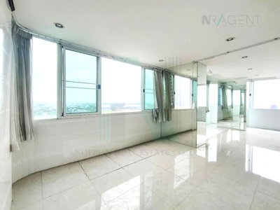 Condos for sale : For Sell Condo THE TRIO GARDEN Building 1, Floor 21,1 bed room, Room size 106 sqm