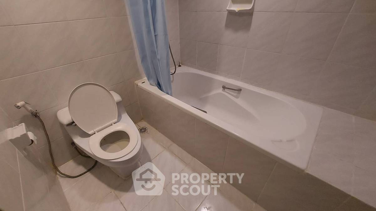 รูป คอนโด 1 ห้องนอน โอม นิทาวเวอร์ ใกล้ BTS นานา 400 ม. ชั้น 10 (ID 3084145) - รูปที่ 5/7