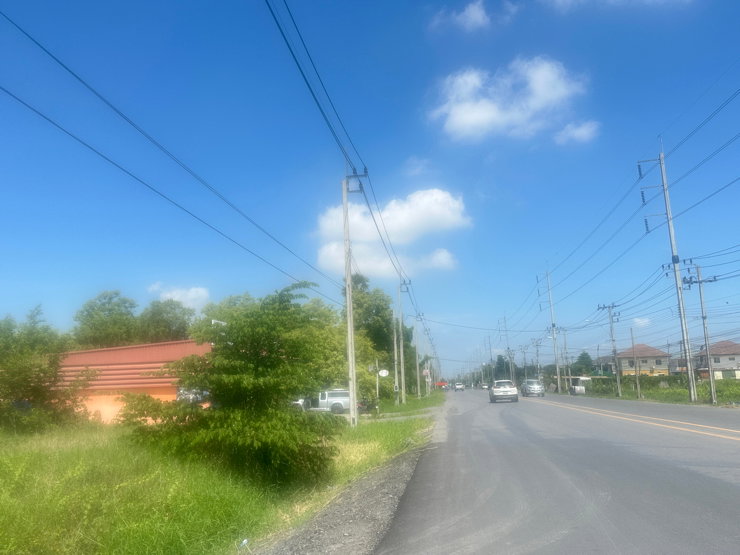 รูป ขายที่ดินติดถนนมิตรไมตรี เขตหนองจอก กทม. - รูปที่ 4/9