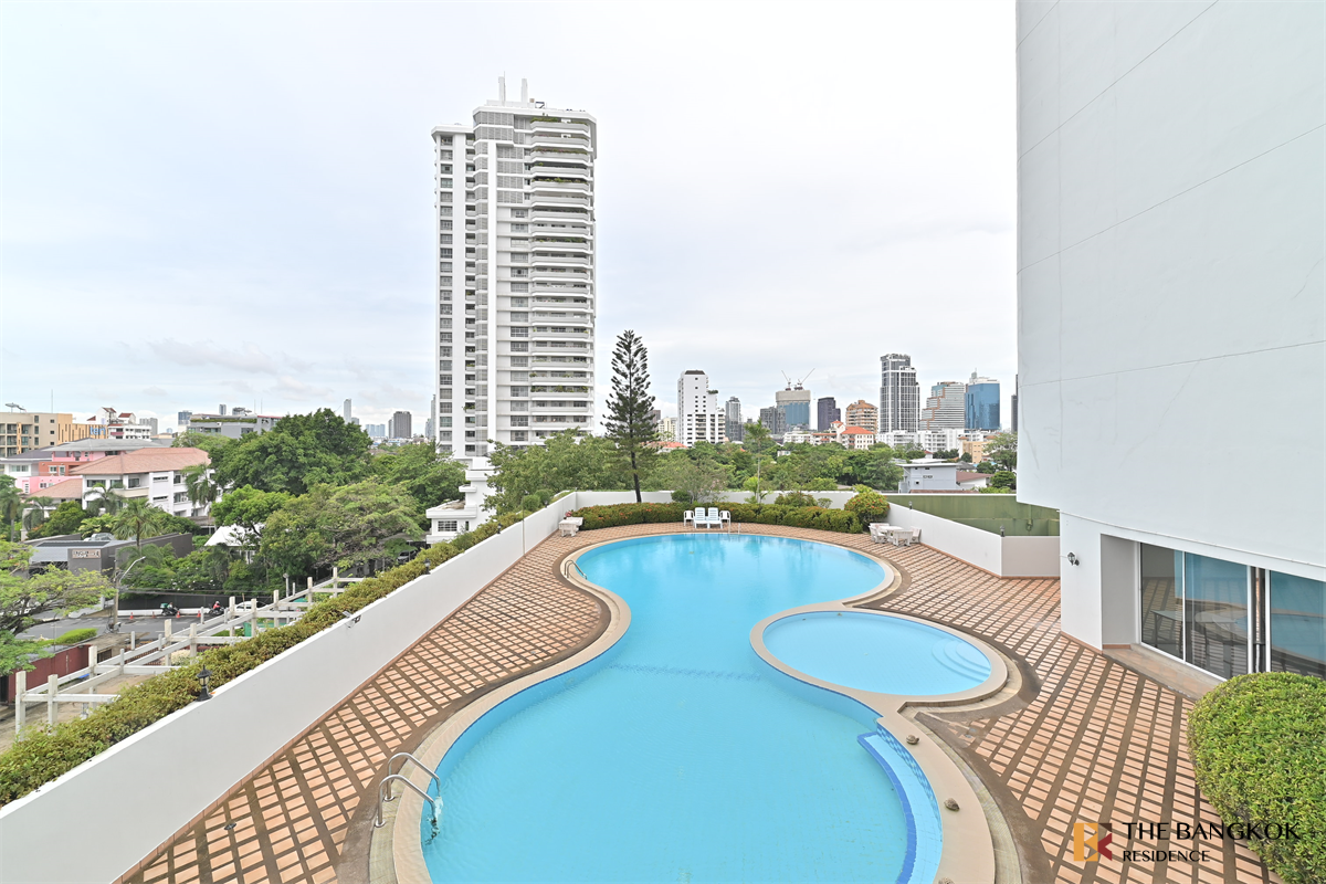 picture Oriental Tower Luxury Unit, Ready for You Without the Wait - 6/10