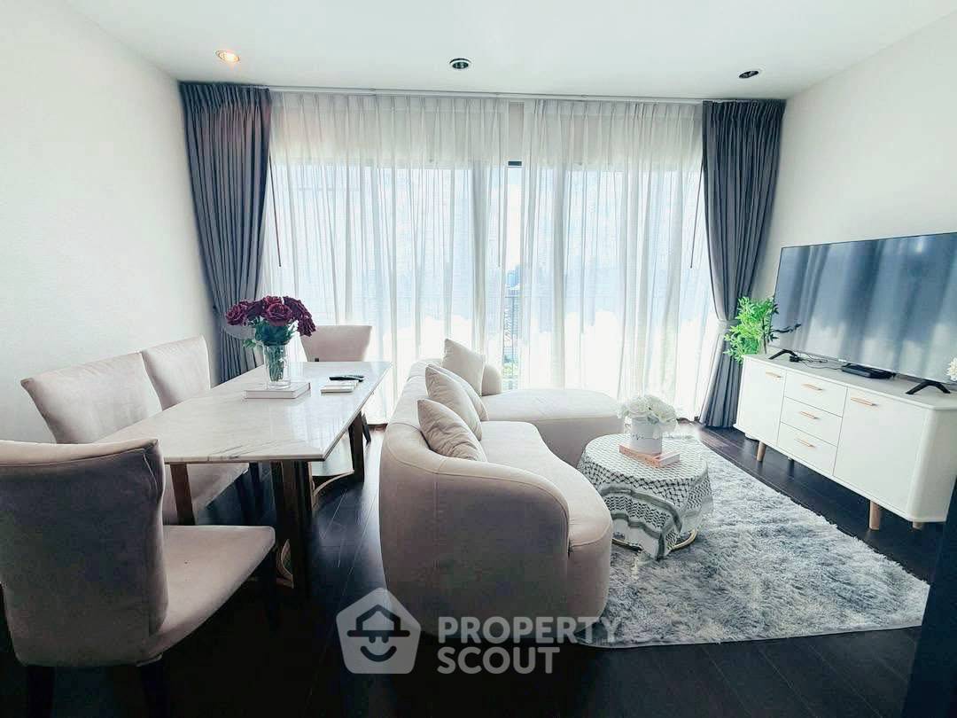 picture 2-BR Condo At C Ekkamai, 30th-Floor | 65 Sqm Near ARL Ramkhamhaeng (ID 3085561) - 1/12