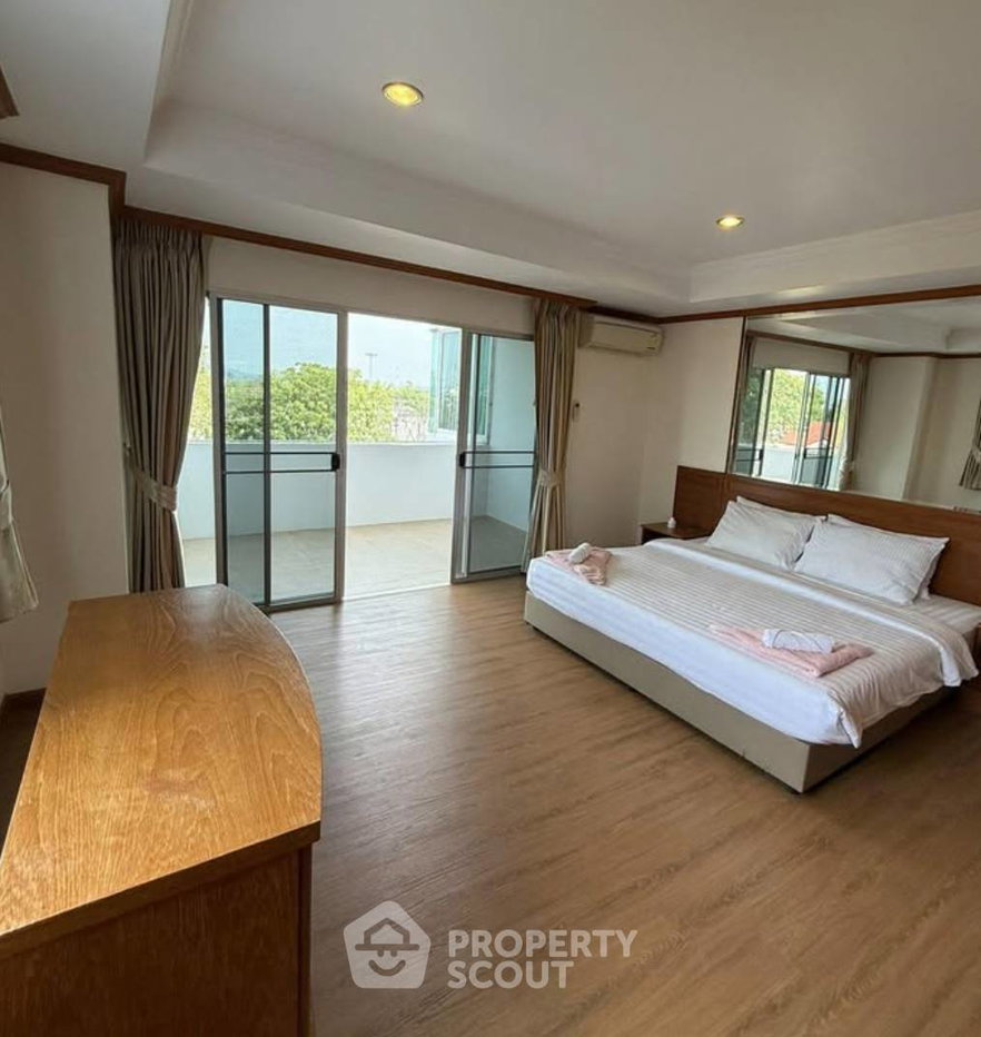 รูป คอนโด 1 ห้องนอน 97 ตร.ม. ขายที่ Grand View Condo บ้านอำภูร์ นาจอมเทียน สัตหีบ (ID 3086345) - รูปที่ 9/20