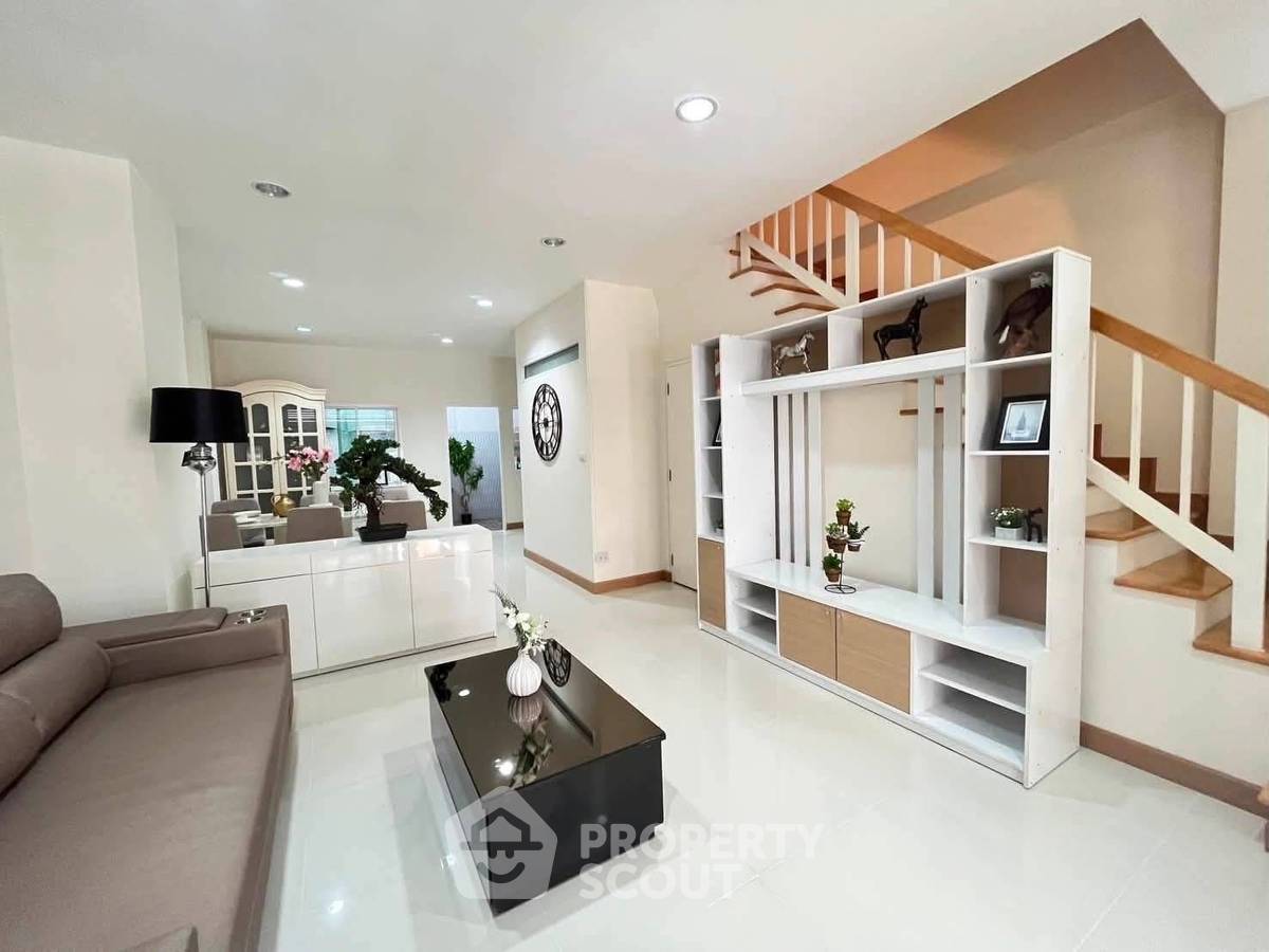 รูป ทาวน์โฮม 4 ห้องนอน ให้เช่า แกรนดิตี้ สาธุประดิษฐ์ 2 บางขอกลำ (ID 3086700) - รูปที่ 3/17