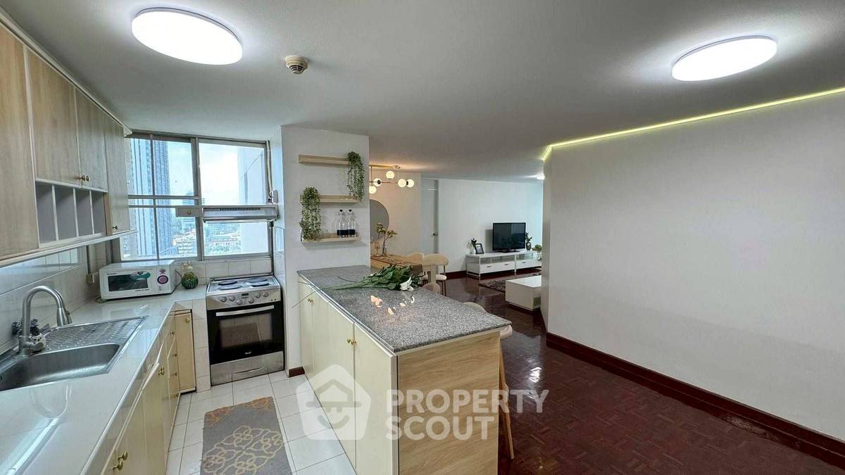 รูป คอนโด 2 ห้องนอน ราคาดี ที่ Tai Ping Towers Sukhumvit 63 ใกล้ ARL รามคำแหง (ID 2247390) - รูปที่ 9/17
