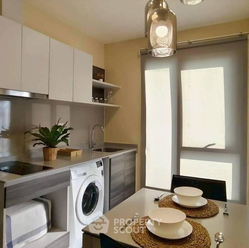 picture 1-BR Condo For Sale In Centric Ratchada - Huai Khwang, 100m To MRT (ID 3083993) - 2/6