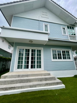 ให้เช่าบ้านเดี่ยว บุราสิริ ปัญญาอินทรา บ้านสวยพร้อมอยู่ เฟอร์นิเจอร์ครบ แอร์ทุกห้อง ทำเลคุณภาพ บรรยากาศรีสอร์ต พร้อมความปลอดภัยระดับพรีเมียม