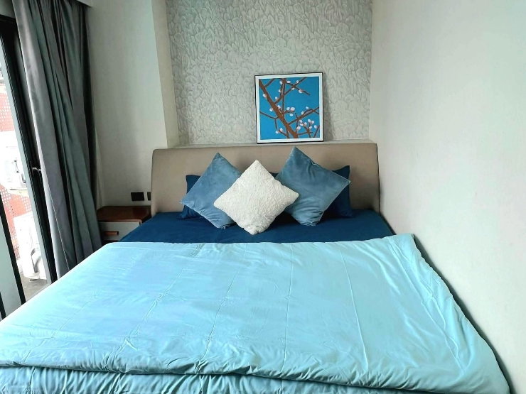 รูป ปล่อยเช่า The one condo พร้อมเฟอร์ฯ #วิวสระว่ายน้ำ ใกล้เซ็นทรัลเฟส , ม.พายัพ , ร.พ.กรุงเทพ , นิมมาน ( 2 นอน 2 น้ำ ) - รูปที่ 4/16