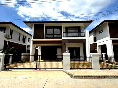 บ้านเดี่ยว เชียงใหม่ : กาญจน์กนกวิลล์ 23 บ้านเดี่ยว 4 ห้องนอน 4 ห้องน้ำ 2 ที่จอดรถ