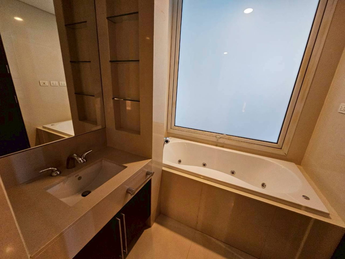 รูป SALE CONDO The Park Chidlom, 2 Bed size 158 sqm. - รูปที่ 7/11