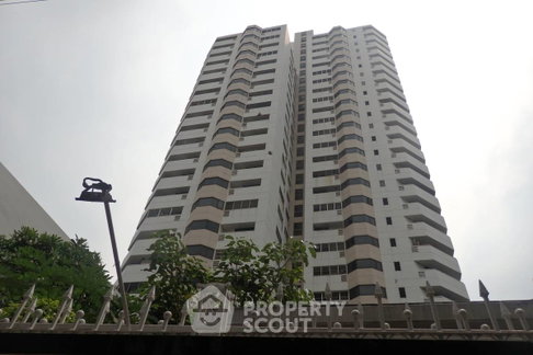 2-BR 135 Sqm Condo At Baan Suanpetch, 200m To BTS Phrom Phong (ID 884173)