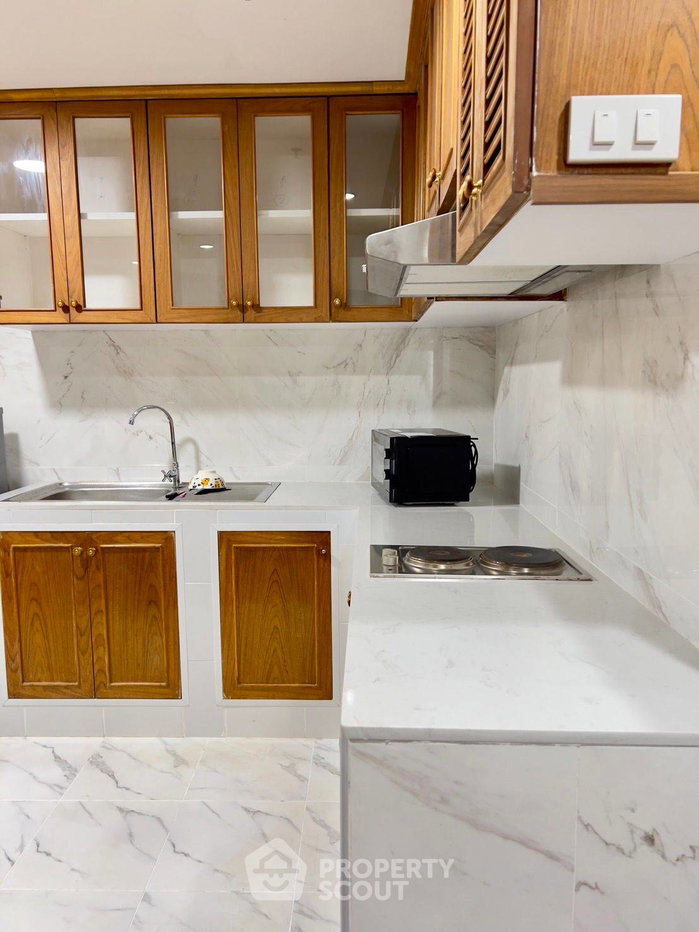 picture Pet-Friendly 2-Bed Condo At Wittayu Complex Near BTS Phloen Chit (ID 1559370) - 5/14