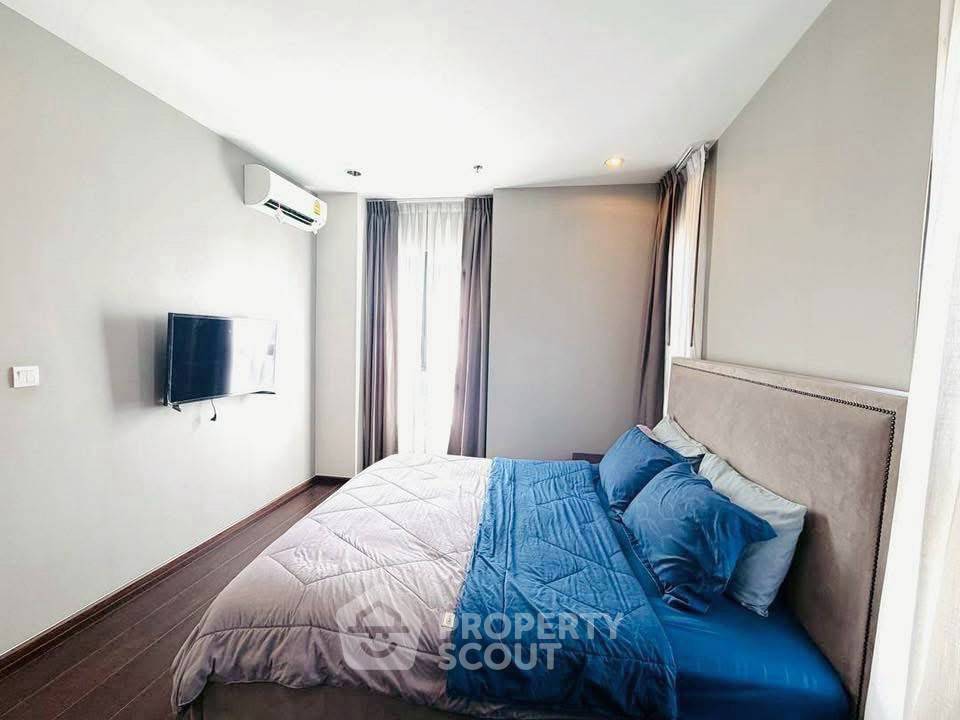 picture 2-BR Condo At C Ekkamai, 30th-Floor | 65 Sqm Near ARL Ramkhamhaeng (ID 3085561) - 3/12