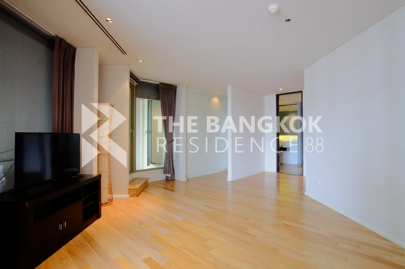 Condos for sale : The Lakes 💎 Premium Luxury  176 sq.m. Condo in Prime Location near BTS Asok