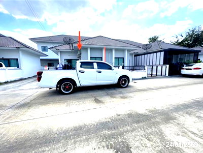 TOWN HOUSE 20.2 Sq.w. Phanat Nikhom Chonburi for 1.5M
