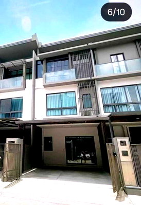 Townhouses for rent The Crystal : THE LANDMARK EKAMAI-        RAMINDRA