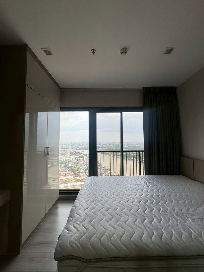 รูป ให้เช่าคอนโด The Politan Rive (เดอะ โพลิแทน รีฟ) แบบ 1 ห้องนอน 30 ตรม ชั้น 51 ทิศใต้วิวแม่น้ำ ราคา 12,000/เดือน - รูปที่ 3/18