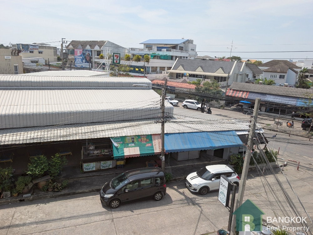 picture Sammakorn Village | Spacious 2 Bed 2 Bath Apartment - 3/14