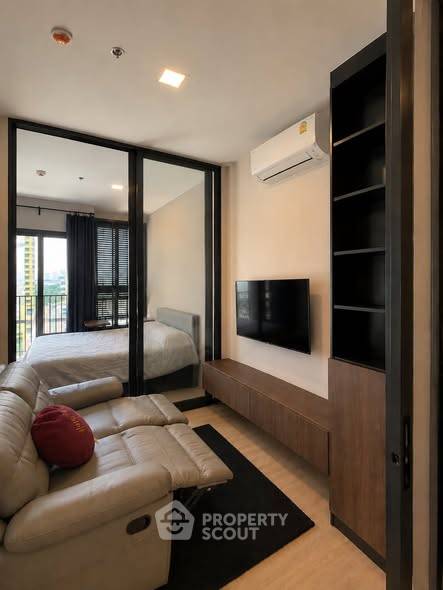 picture 1-BR Condo At The Privacy Jatujak, 300m to MRT Lat Phrao (ID 3085759) - 2/6