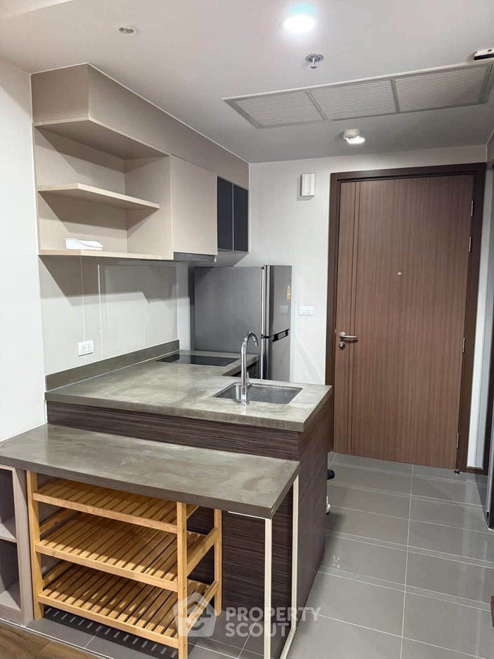 picture 1-BR Condo In Onyx Phahonyothin, 200m to BTS Saphan Khwai (ID 3085741) - 2/7