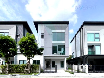 Houses for sale Pracha Uthit Road : For Sell Twin house BAAN KLANG MUANG THE EDITION SATHORN-SUKSAWAT 3-story 4 bedroom 4 bathroom