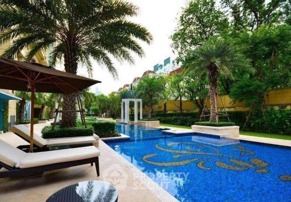 picture 2-BR Condo Royce Private Residences near MRT Sukhumvit, 112 Sqm (ID 3087452) - 8/10