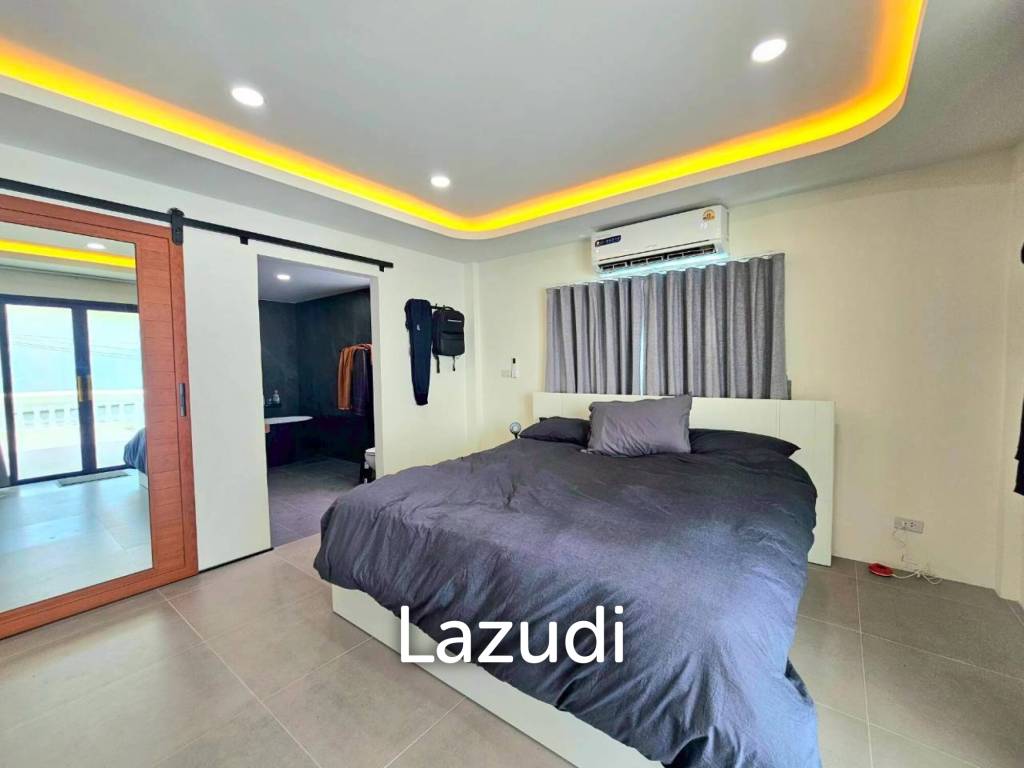 รูป RENOVATED 3 STOREY TOWNHOUSE NEAR TAKIAB BEACH - รูปที่ 18/44