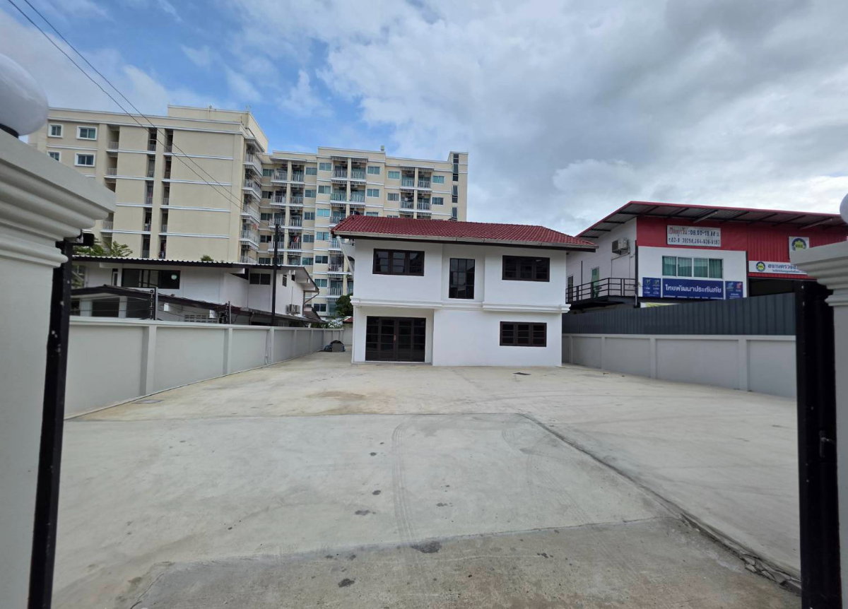 picture For Rent Home Office 3separate buildings Near BTS Bearing Only800m. - 3/36