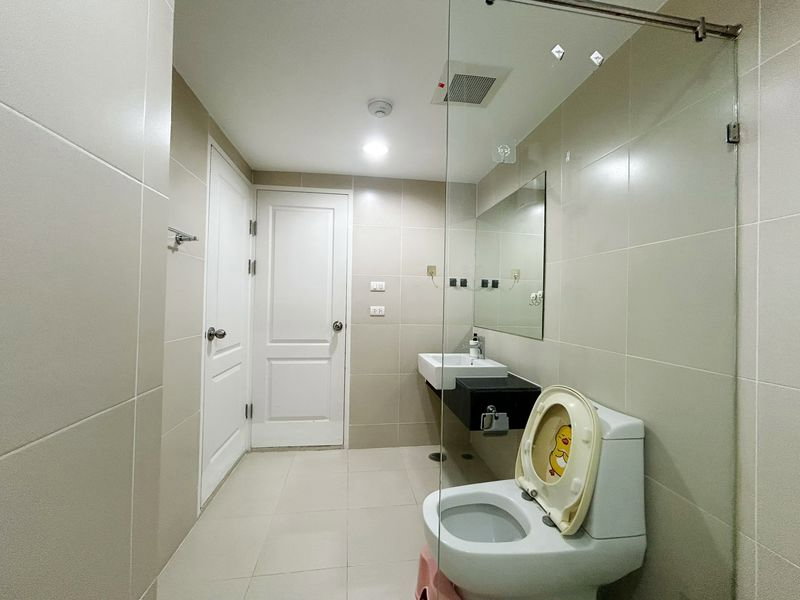 รูป ให้เช่าคอนโด Belle Grand Rama 9 ใกล้ Central Rama 9 พร้อมเข้าอยู่ | 088-080-5558 - รูปที่ 12/13