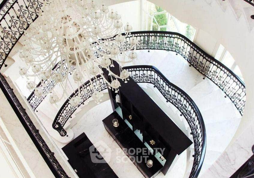 picture 2-BR 112 Sqm Condo In Royce Private Residences, MRT Sukhumvit (ID 3091617) - 6/6