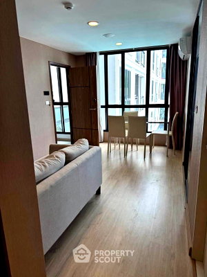 ขายคอนโด : คอนโด 2 ห้องนอน The Cube Urban Sathorn - Chan ใกล้ BTS สะพานตากสิน (ID 3087904)