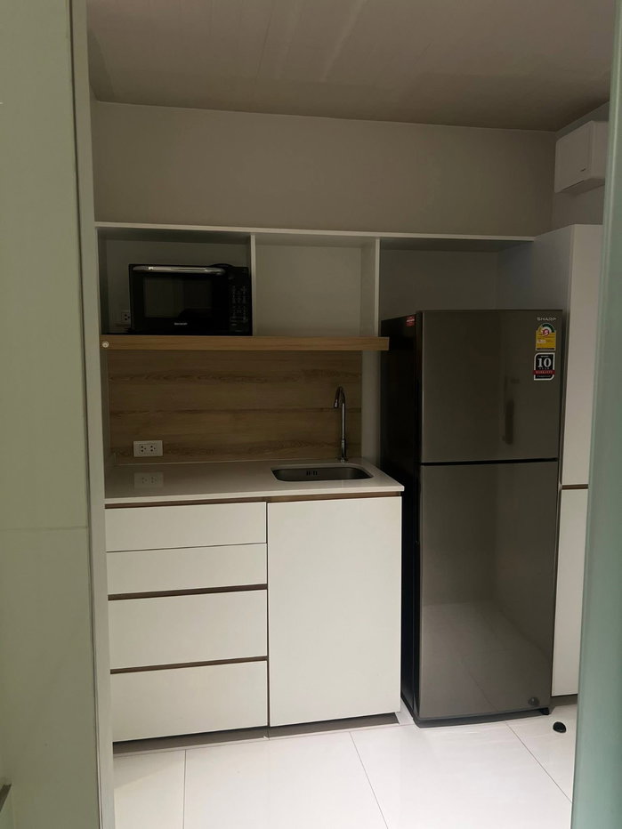 picture 🔥 For Sale: Triple Y Residence Samyan | 🚆 Direct Access to MRT Sam Yan - 6/10