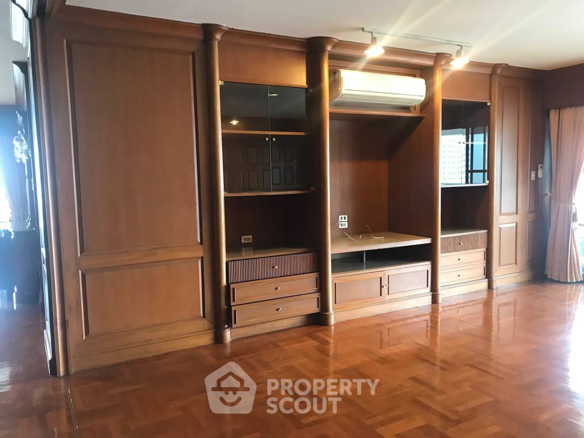 รูป คอนโด 3 ห้องนอน 275 ตร.ม. ขาย Tower Park ใกล้ ARL มักกะสัน (ID 2744049) - รูปที่ 4/7