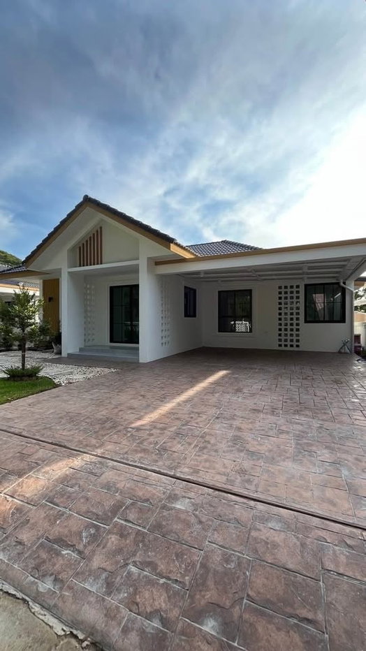 รูป 🏡 ขายขาดทุน! บ้านเดี่ยวพร้อมอยู่ สารภี แต่งครบจัดเต็ม ของแถมกว่า 20 รายการ! T. 063-6649056 - รูปที่ 1/15