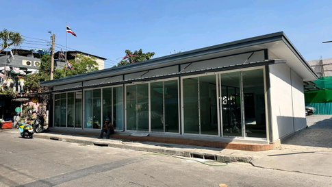 shophouse for rent wongwianyai, charoennakorn14