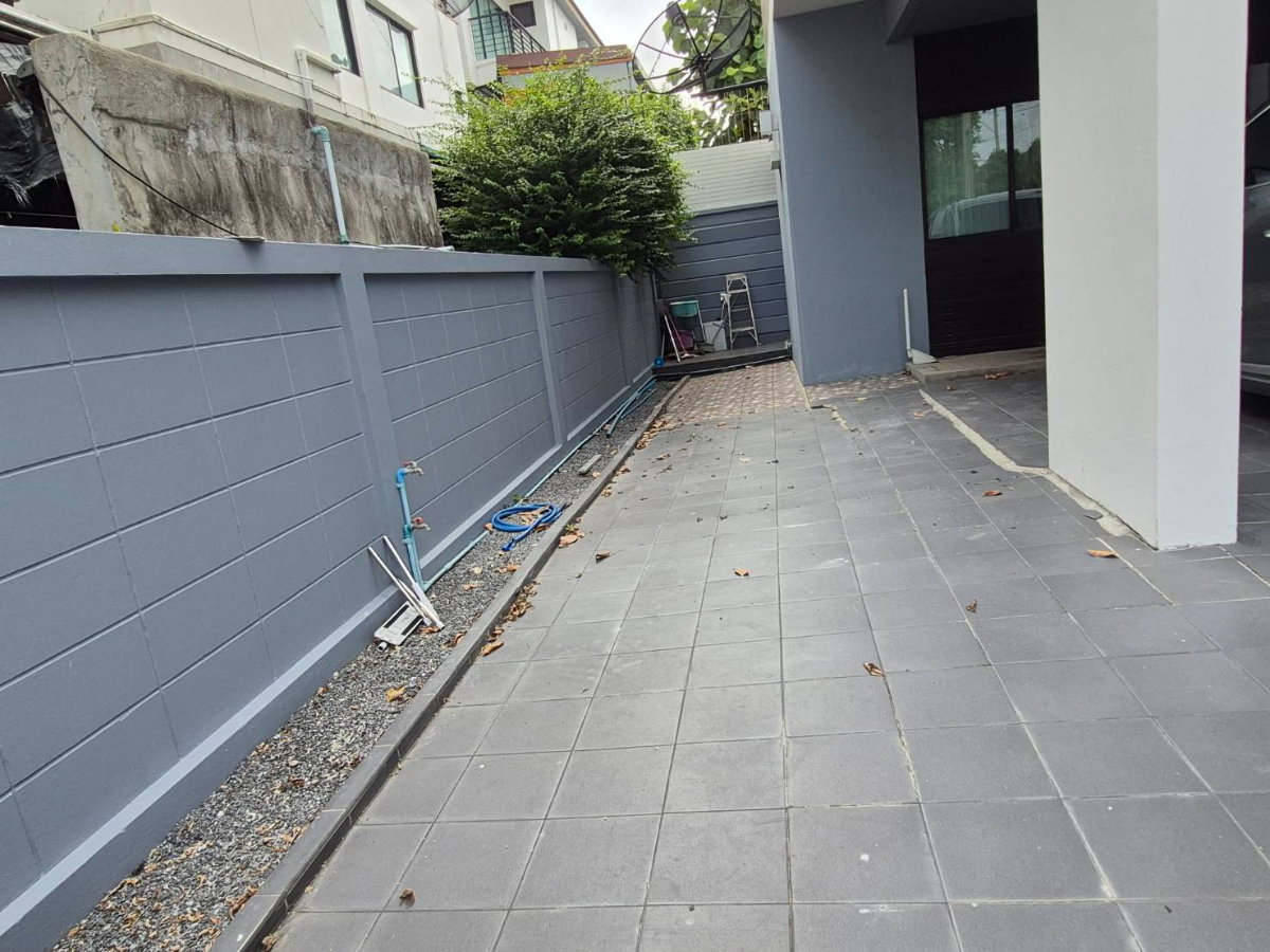 รูป บ้านลุมพินี สวนหลวง ร.9 Luxury Home - รูปที่ 12/35