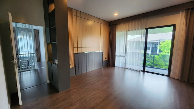 รูป ให้เช่าบ้านเดี่ยว Setthasiri Krungthep Kreetha 2 บ้านหรูพร้อมอยู่ ใกล้ Clubhouse ทำเลกรุงเทพกรีฑา - รูปที่ 14/16