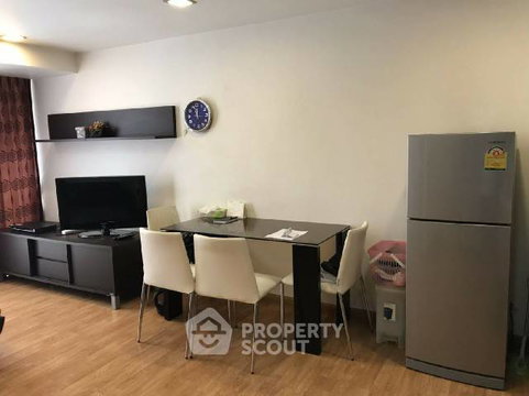 คอนโด 1 ห้องนอน เดอะ อัลโคฟ สุขุมวิท 49 ชั้น 2 ใกล้ BTS พร้อมพงษ์ (ID 3093557)