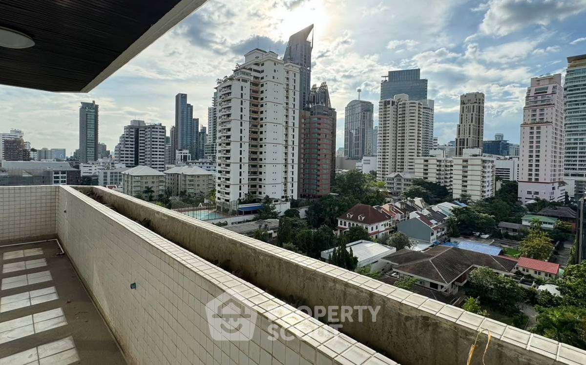 รูป คอนโด 3 ห้องนอน 164 ตร.ม. ขาย ที่ ริชมอนด์ พาเลซ คอนโดมิเนียม ใกล้ BTS พร้อมพงษ์ (ID 3092648) - รูปที่ 20/25