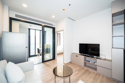 ปล่อยเช่า คอนโด Oka Haus Sukhumvit 36