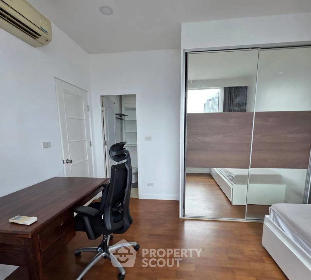 รูป 3 ห้องนอน 144 ตร.ม. ชั้น 25 ที่ สิริ เรสซิเดนซ์ สุขุมวิท ใกล้ BTS พร้อมพงษ์ 200 ม. (ID 3093410) - รูปที่ 10/15
