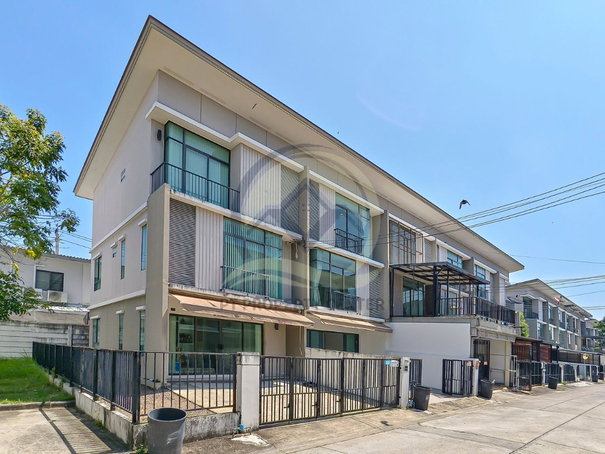 รูป โครงการพฤกษาวิลล์ 65/2 ติวานนท์ - ศรีสมาน ทาวน์โฮม 3 ชั้น ซอยศรีสมาน 3 นนทบุรี ขายบ้านสภาพดี พร้อมโปรโมชันส่วนลดพิเศษ สำหรับลูกค้าที่ตัดสินใจเร็ว - รูปที่ 25/33