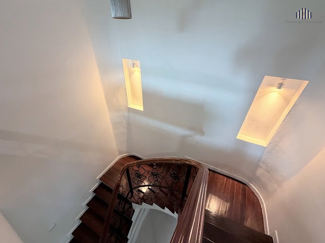 picture Urgent Sale – 2-Storey Detached House at Rock Garden Place Land Area: 107 sq.w. | Usable Area: 490 sq.m. | 5 Bedrooms | 5 Bathrooms - 22/36