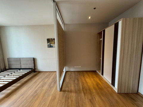 Available for rent! Park24. A Cozy space 1 Bedroom with 30sqm. New room no renting before. Ready to move in.