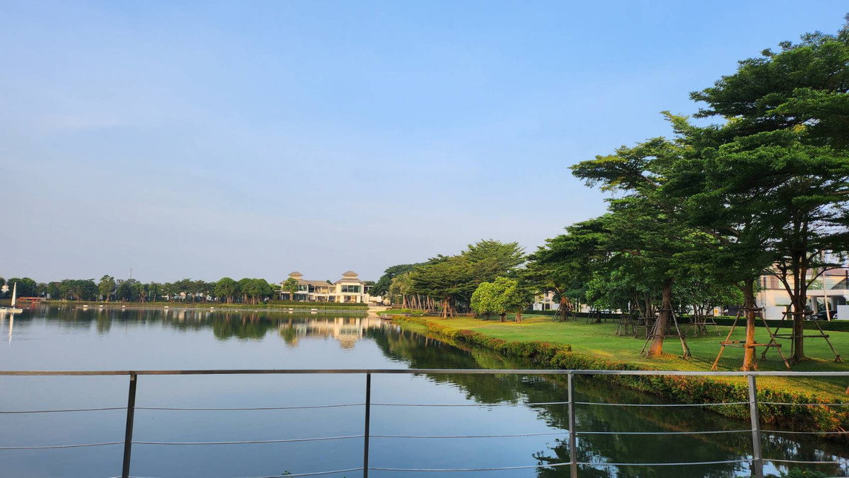 รูป ขายด่วน เจ้าของขายเอง สนใจต่อรองได้ บ้านสวย 2 ชั้น โครงการ มัณฑนา เลค วัชรพล โซนด้านหน้าทะเลสาป สภาพใหม่ สวย ดูแลอย่างดี - รูปที่ 18/18