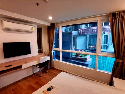 Condos for sale : 15 Sukhumvit residences | Valuable unit !! In the new renovated area BTS nana