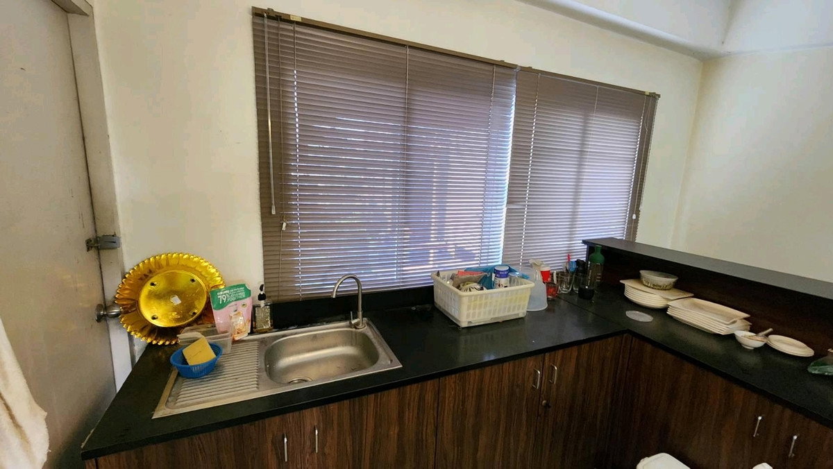 picture Shop house for rent, Ratchadaphisek, near MRT - 12/19