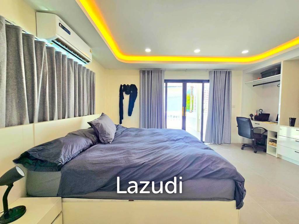 รูป RENOVATED 3 STOREY TOWNHOUSE NEAR TAKIAB BEACH - รูปที่ 16/44